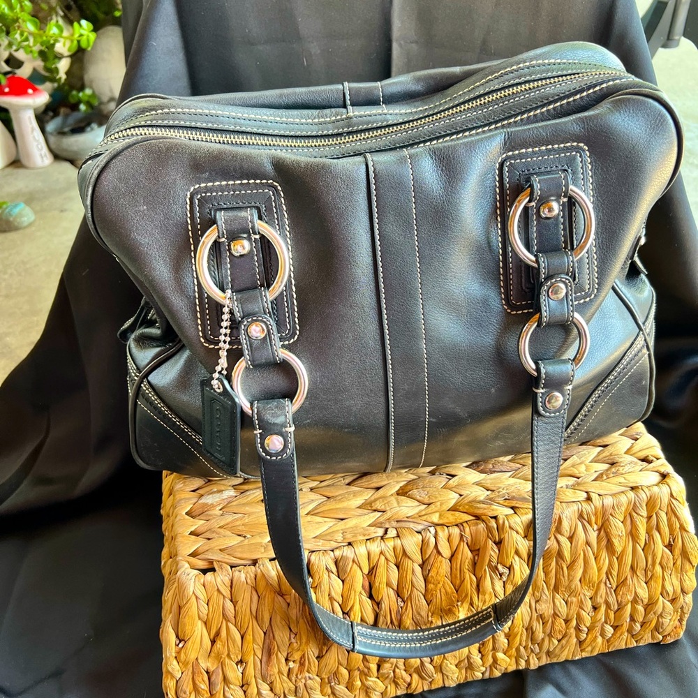 Coach M0693 10581 Soho Satchel Carryall.
